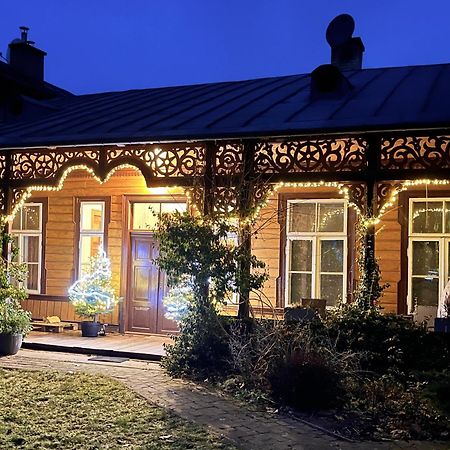 Willa "Mazowsze" Nałęczów Exteriör bild